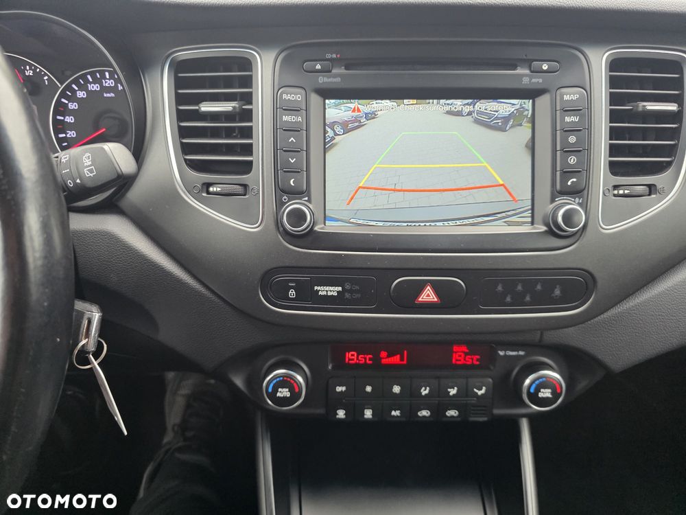 Kia Carens 1.7 CRDi 136 Fifa World Cup Edition - 13