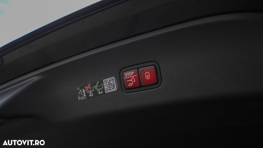 Mercedes-Benz GLC Coupe 300 e 4MATIC - 26