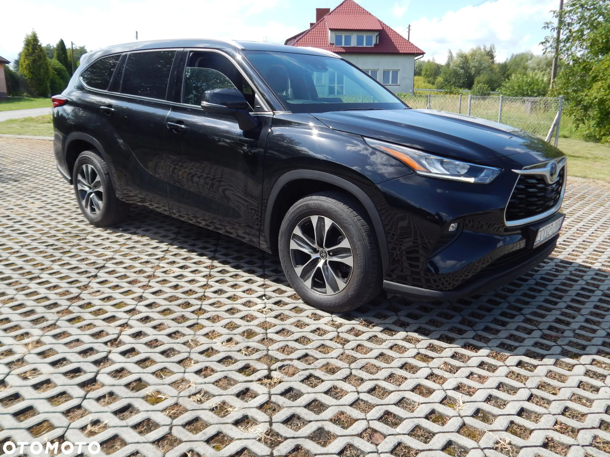 Toyota Highlander 2.5 Hybrid Business Edition - 2