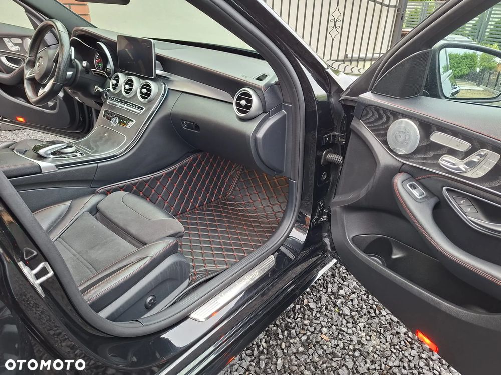 Mercedes-Benz Klasa C 450 AMG 4Matic 7G-TRONIC - 10