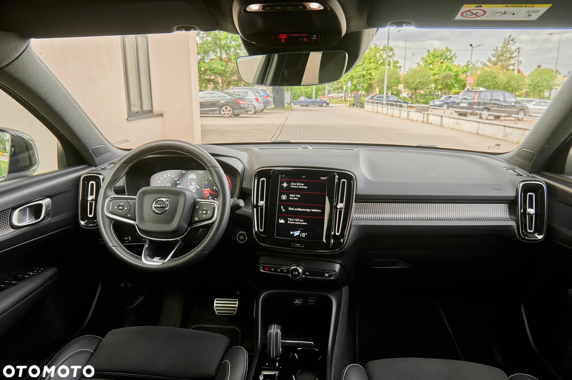 Volvo XC 40 T3 R-Design - 34