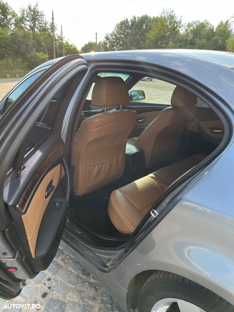 BMW Seria 5 - 12