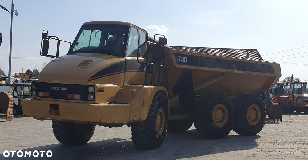 Caterpillar 730 - 1