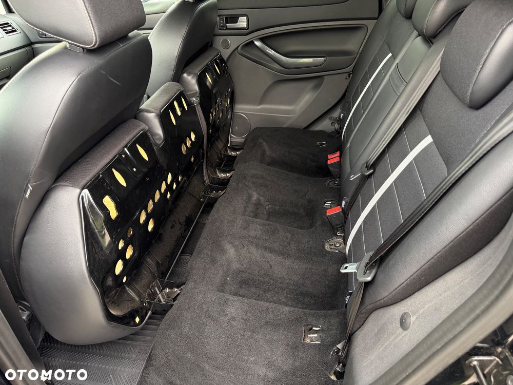 Ford Kuga 2.0 TDCi 4x4 Titanium - 26