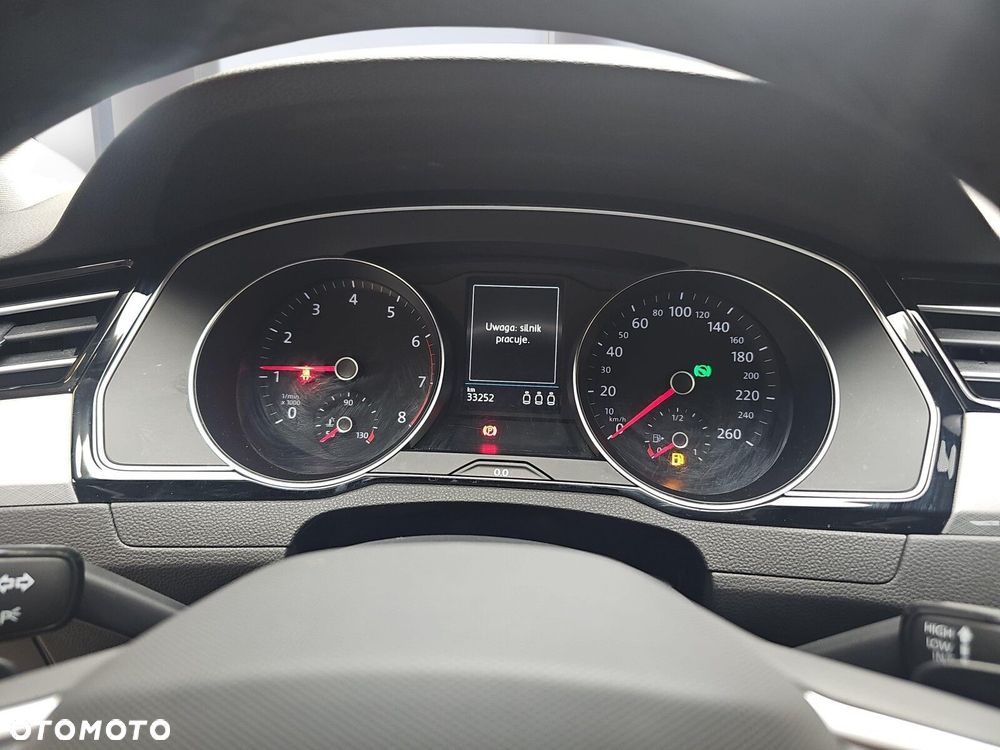 Volkswagen Passat Variant 1.5 TSI EVO Business DSG - 16