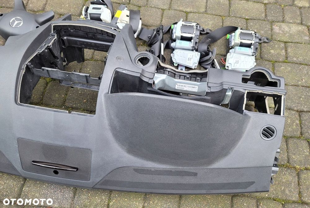 MERCEDES W204 DESKA KONSOLA PASY NAPINACZE AIRBAG KOMPLET ORYGINAŁ - 8