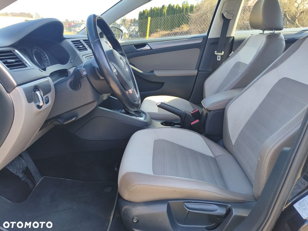 Volkswagen Jetta 1.4 TSI DSG Comfortline - 11