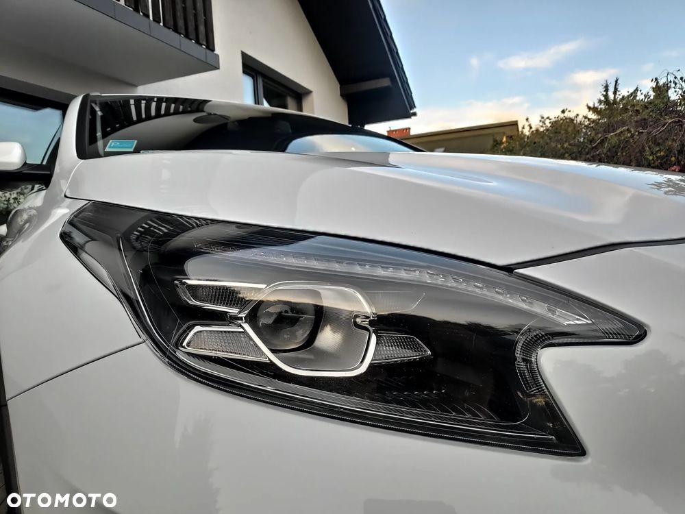 Kia XCeed 1.6 CRDi SCR L - 25