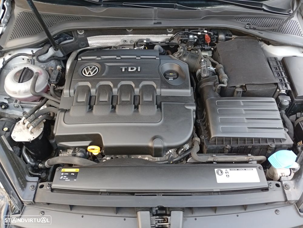 VW Golf Variant 1.6 TDi GPS Edition - 23
