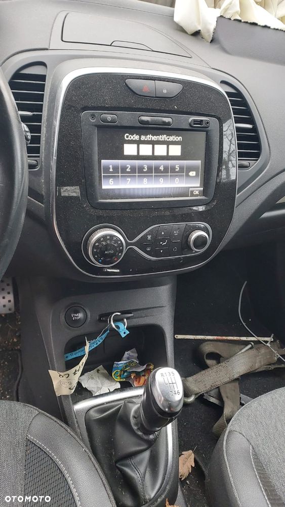Renault Captur - 12