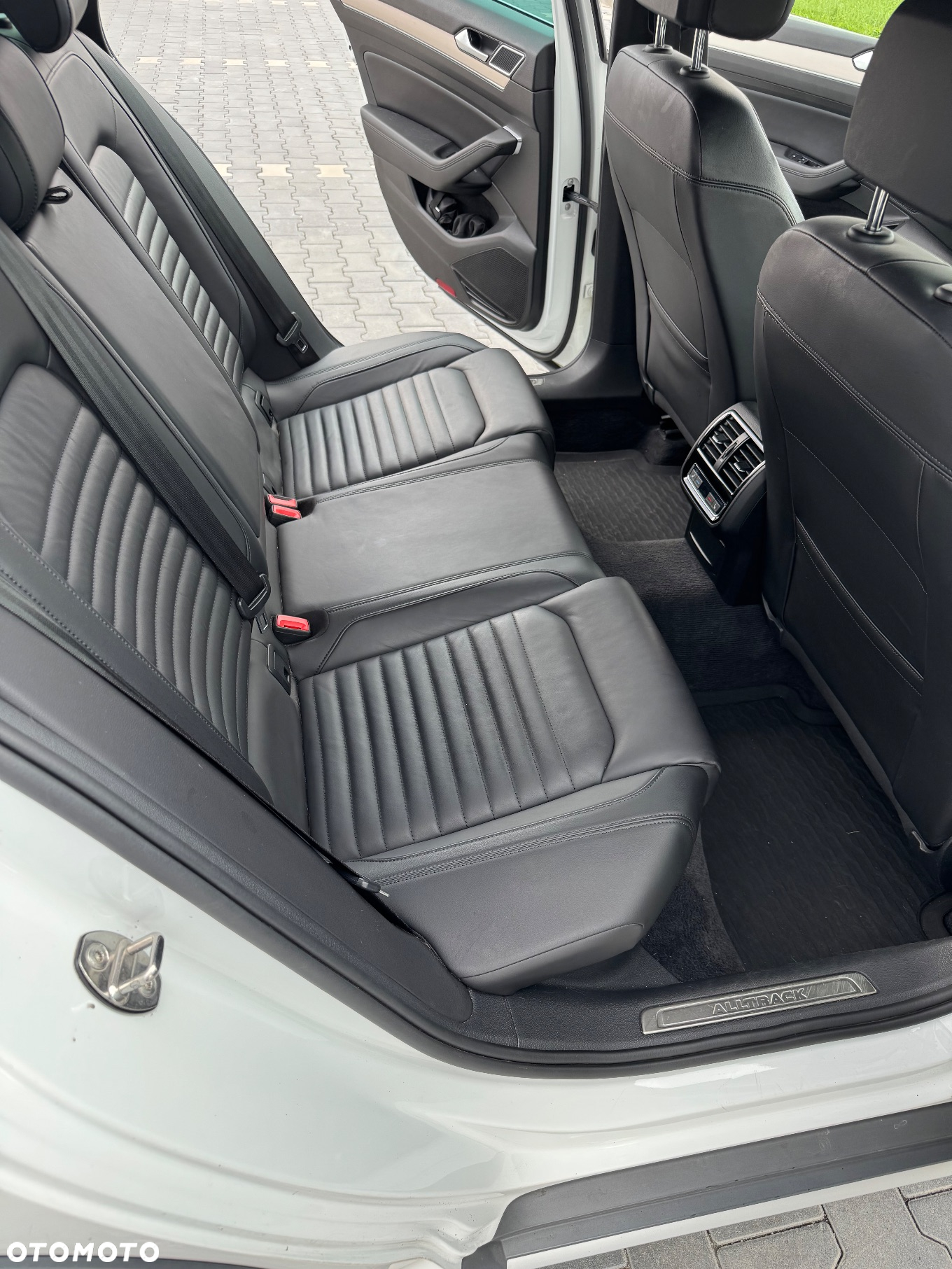 Volkswagen Passat Alltrack 2.0 TDI SCR 4Motion DSG - 15