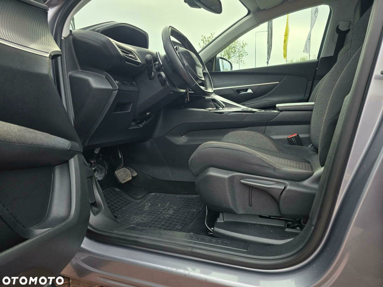 Peugeot 5008 - 11