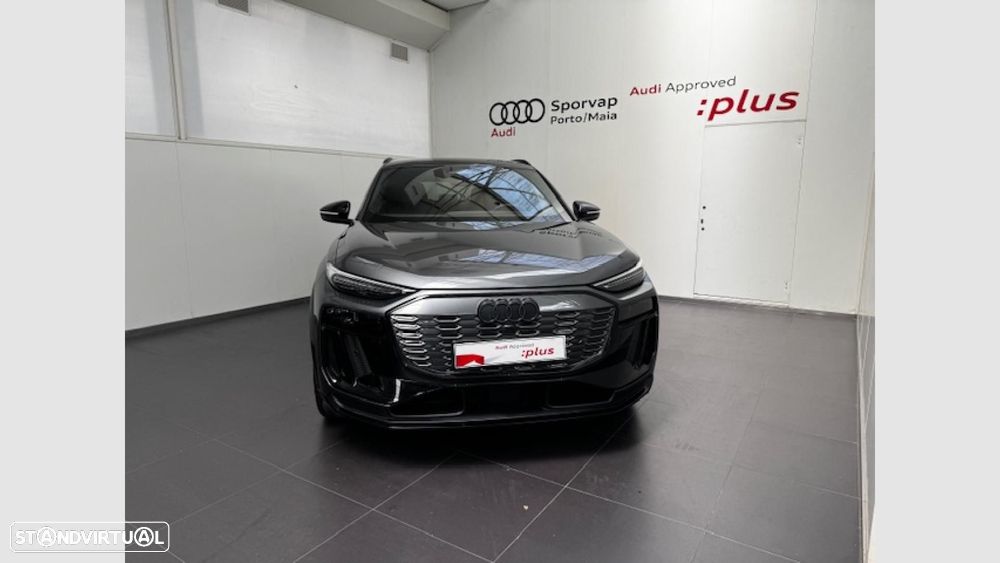 Audi Q6 e-tron - 2