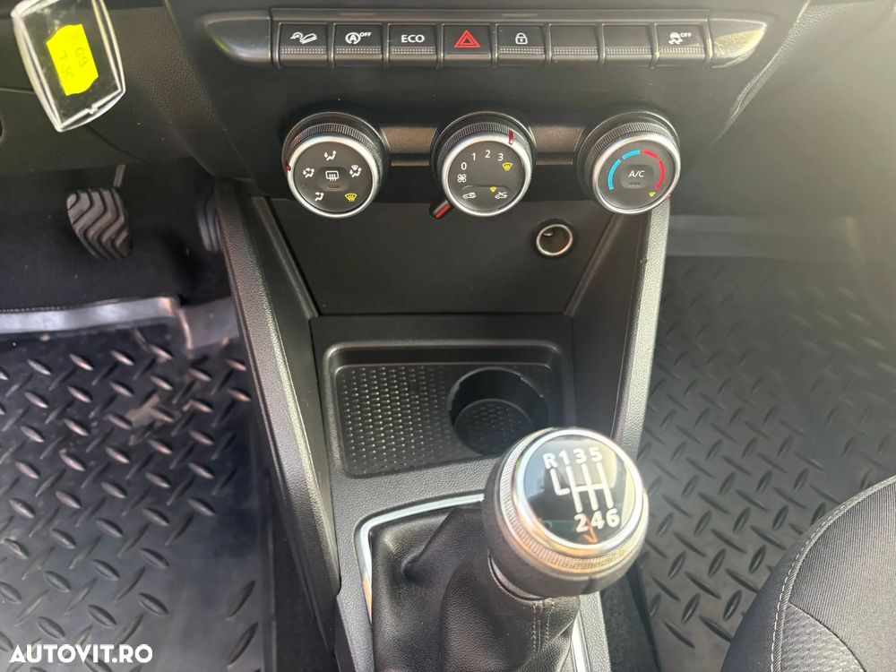 Dacia Duster 1.5 dCi 4WD Essential - 10