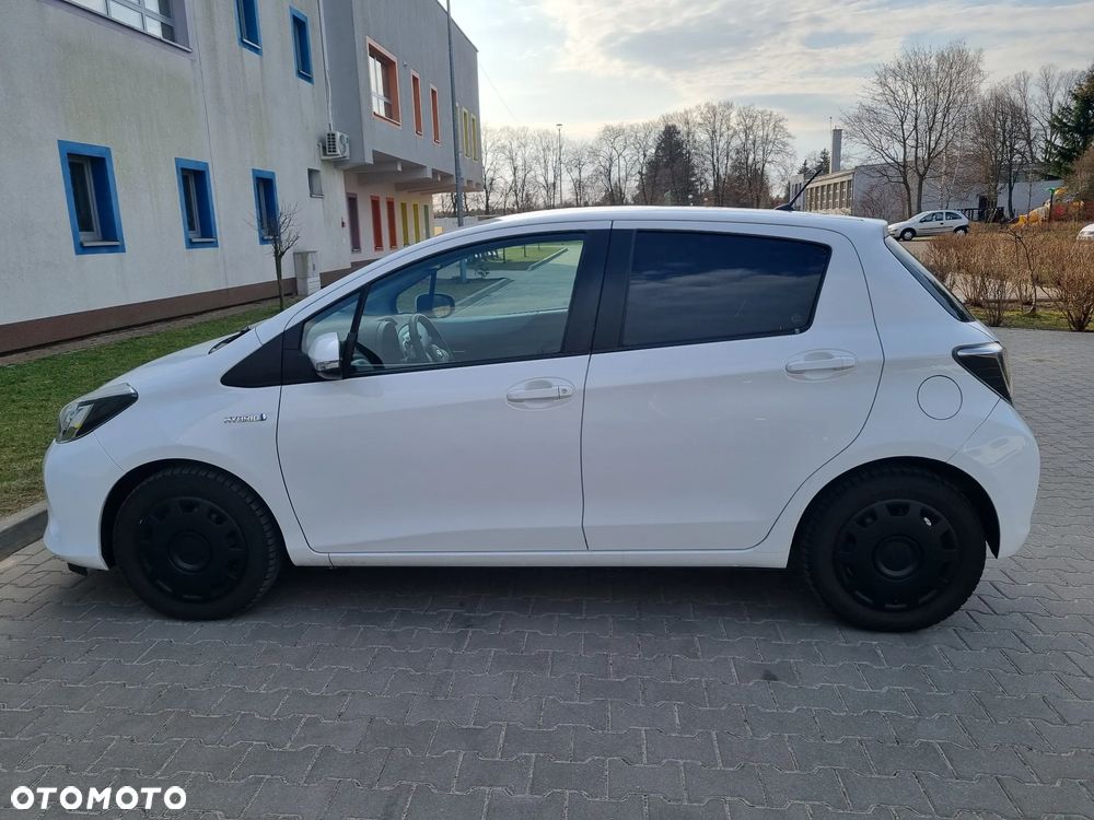Toyota Yaris Hybrid 100 Life - 7