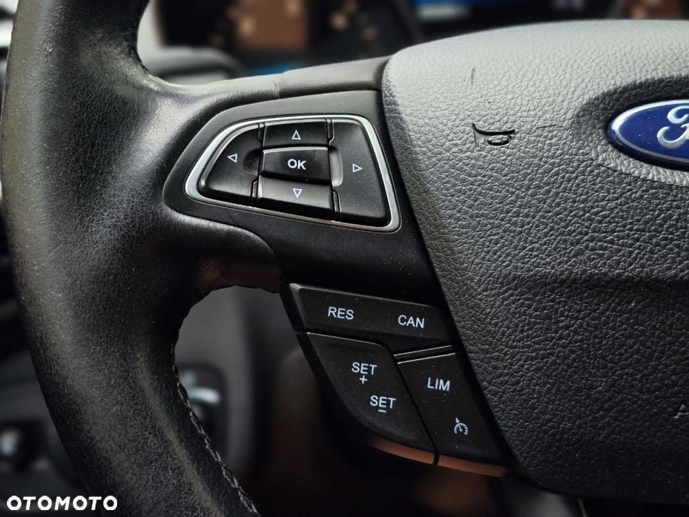 Ford Kuga - 21