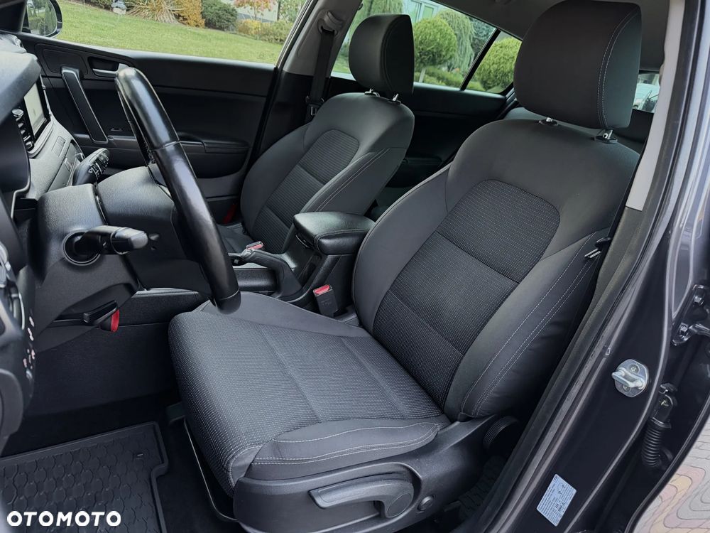 Kia Sportage 1.6 GDI 2WD DREAM-TEAM EDITION - 25