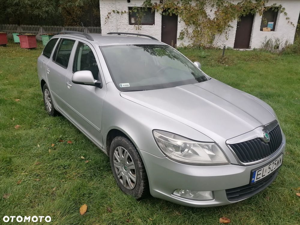 Skoda Octavia 2.0 TDI DPF Ambiente - 3