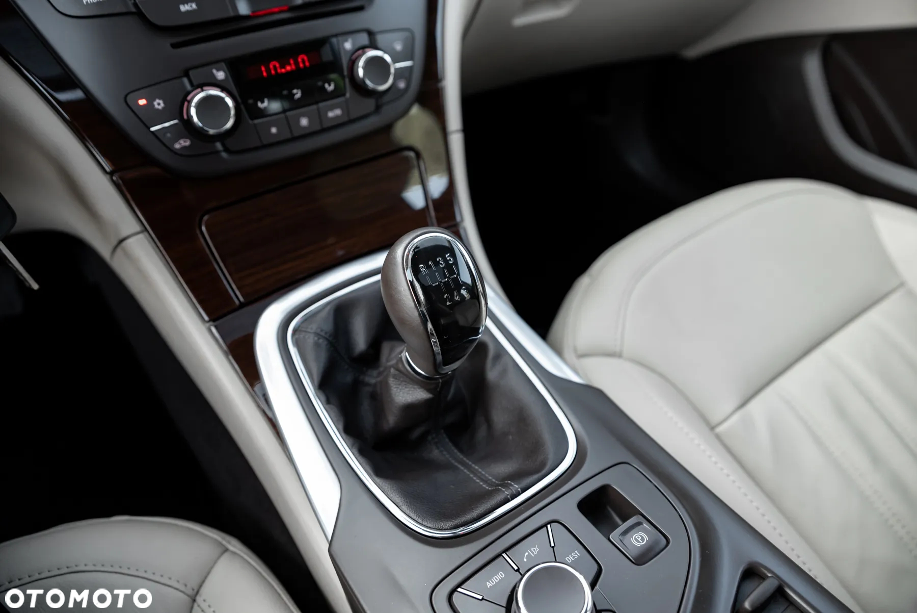 Opel Insignia 2.0 Turbo 4x4 Cosmo - 38
