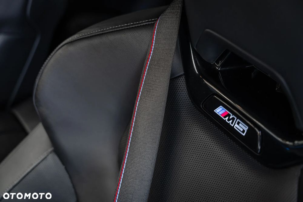 BMW M5 PHEV - 26