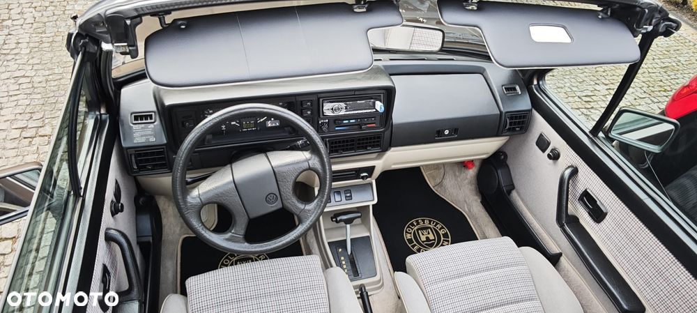 Volkswagen Golf Cabrio - 37