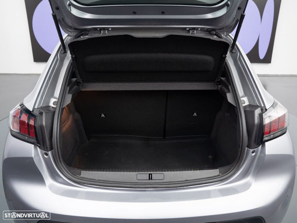 Peugeot e-208 50 kWh Active Pack - 12