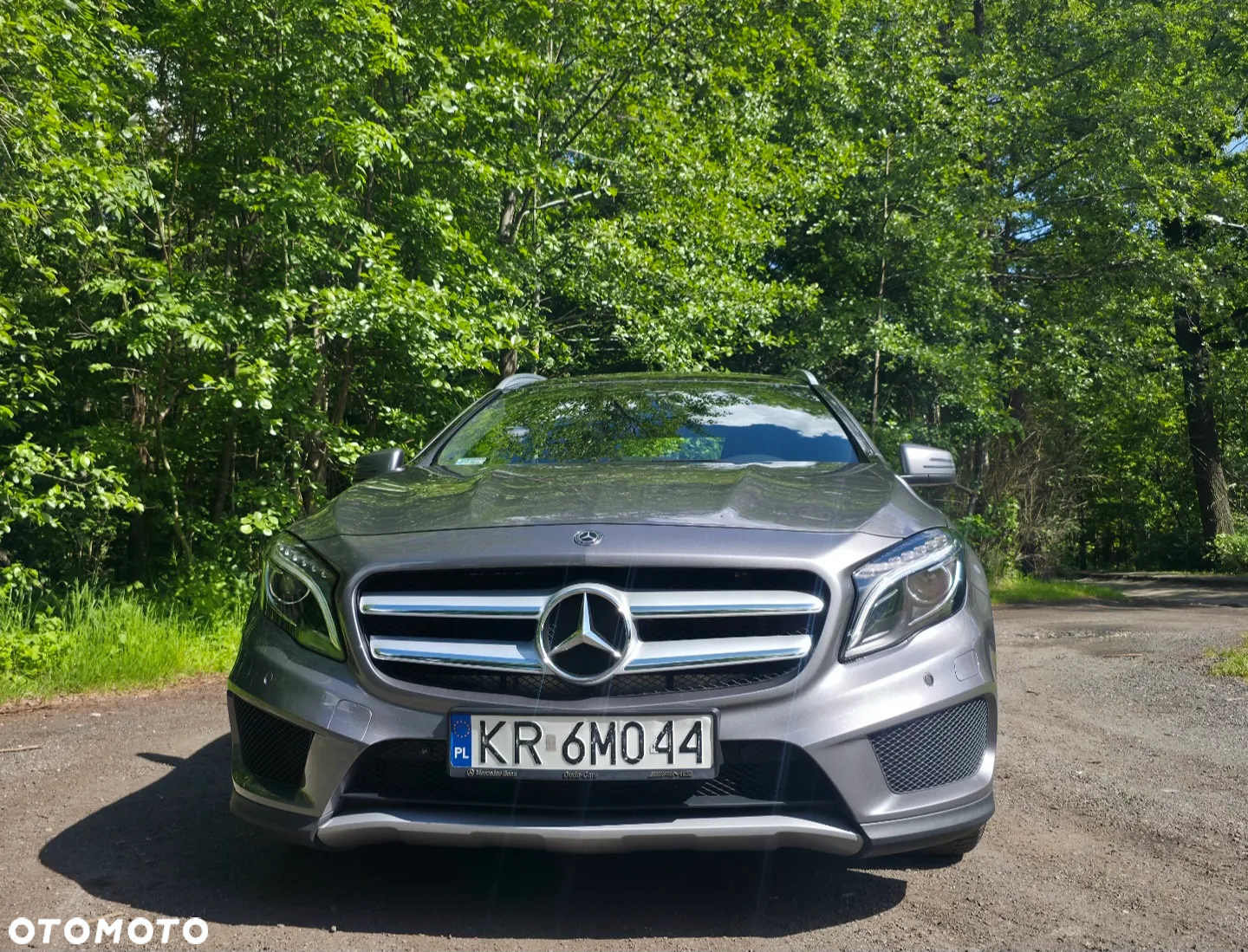 Mercedes-Benz GLA - 2