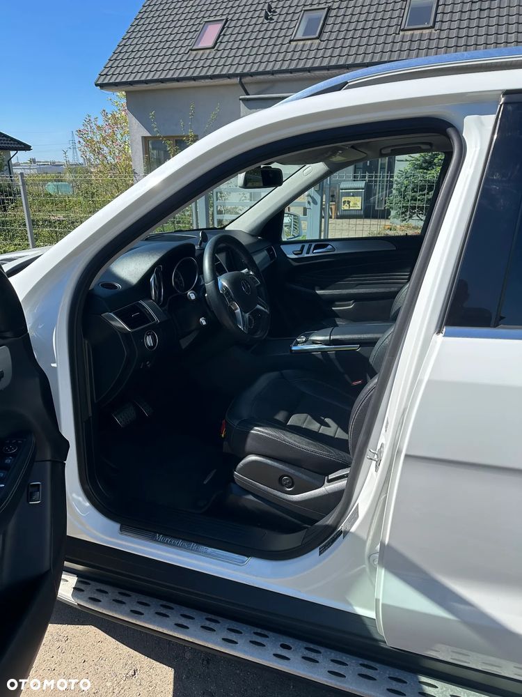Mercedes-Benz ML 350 BlueTEC 4-Matic - 9