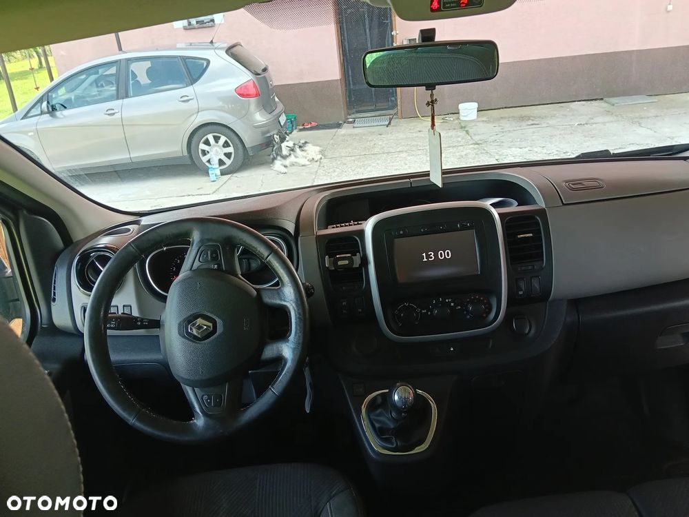 Renault Trafic Grand 1.6 dCi - 12