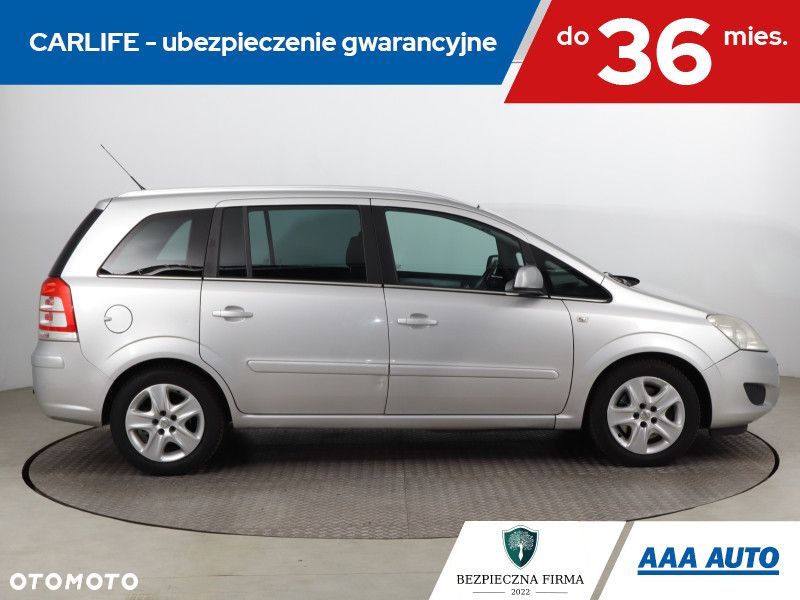 Opel Zafira - 8