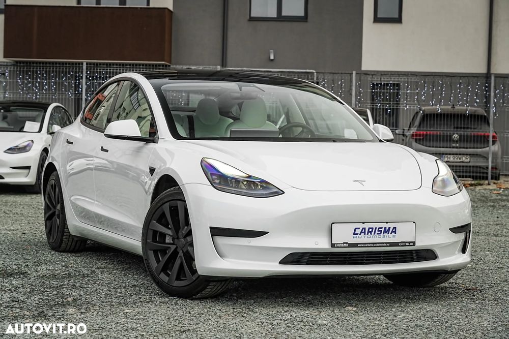 Tesla Model 3 Standard Reichweite Plus Hinterradantrieb - 1