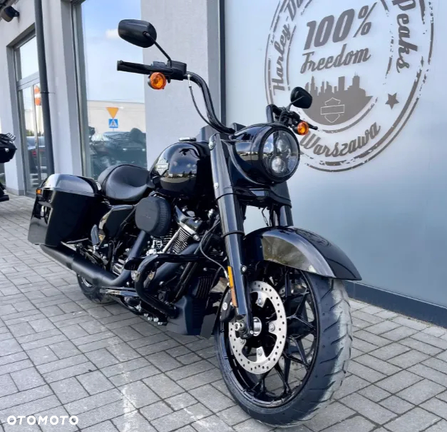 Harley-Davidson Touring Road King - 2