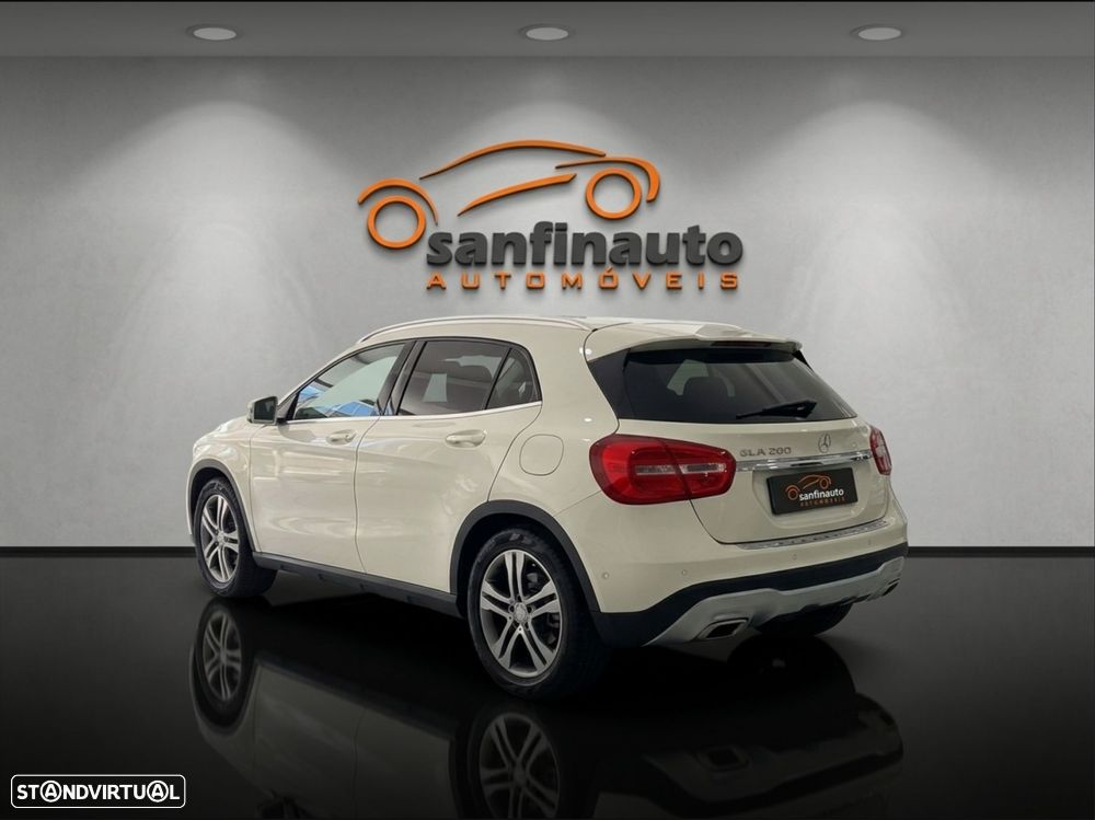 Mercedes-Benz GLA 200 CDI Aut. — fotografia 6