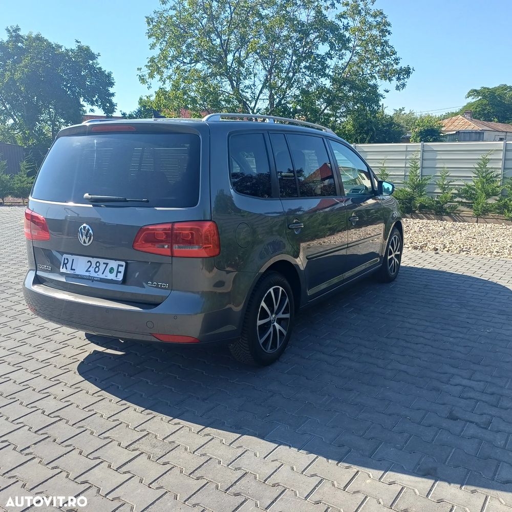 Volkswagen Touran 2.0 TDI DPF Highline - 14