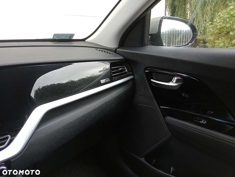 Kia Niro 1.6 GDI Plug-in Hybrid L - 24