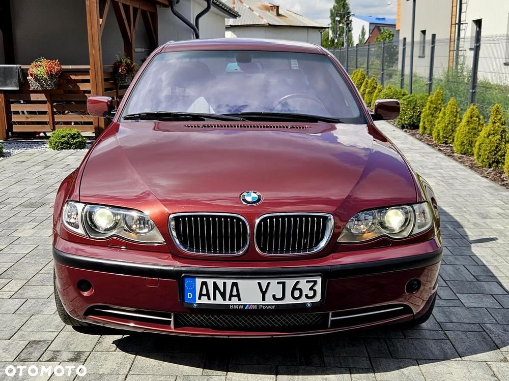BMW Seria 3 330i Edition Exclusive - 19