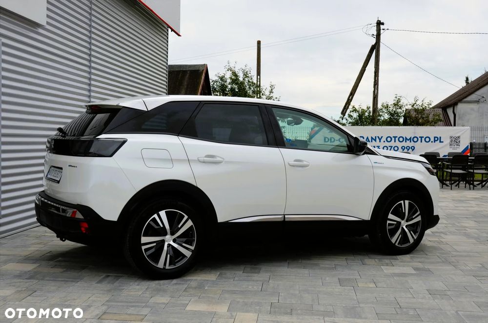 Peugeot 3008 1.6 PureTech Hybrid4 PHEV Allure S&S EAT8 - 5