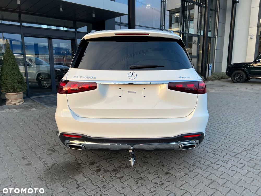 Mercedes-Benz GLS - 26