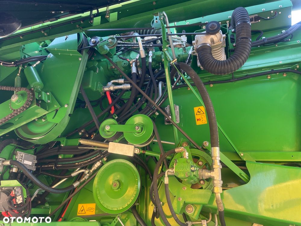 John Deere T660i HM - 15