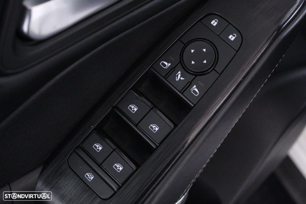 Nissan Qashqai 1.3 DIG-T N-Connecta LED Xtronic - 21