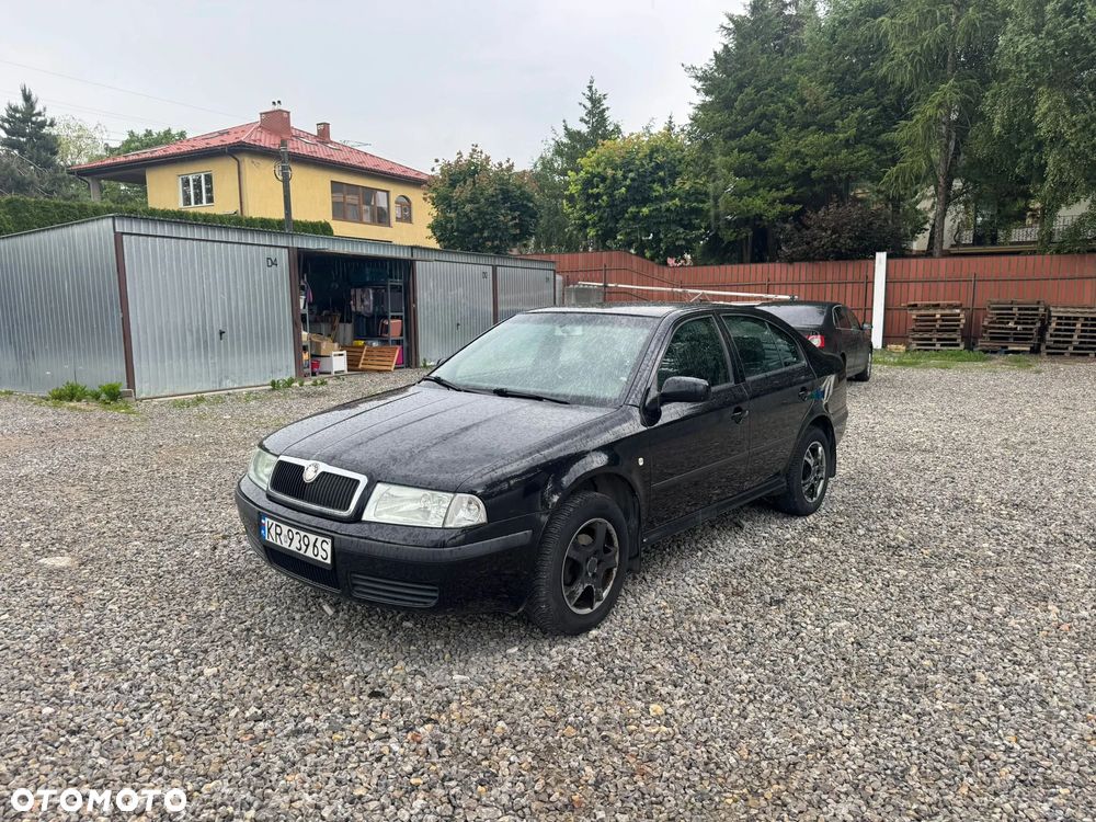 Skoda Octavia 1.6 Tour Business - 1