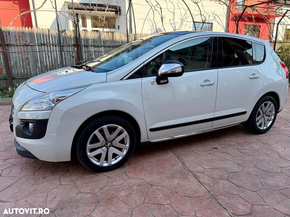 Peugeot 3008 HYbrid4 - 3
