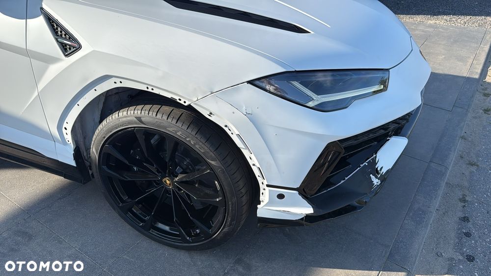 Lamborghini Urus - 9