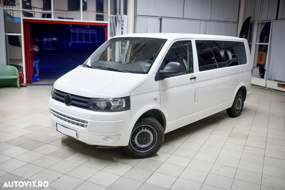 Volkswagen Transporter - 1