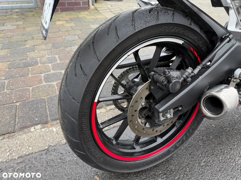 Yamaha R125 - 18