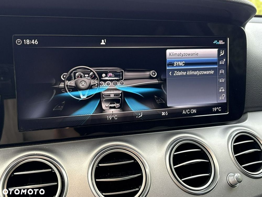 Mercedes-Benz Klasa E 300 de 9G-TRONIC Exclusive - 28