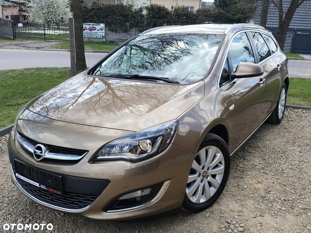 Opel Astra 2.0 CDTI DPF SportsTourer Style - 14