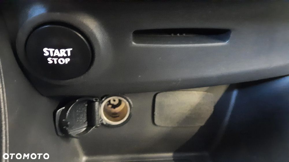 Renault Clio (Energy) TCe 90 Start & Stop LIMITED - 25