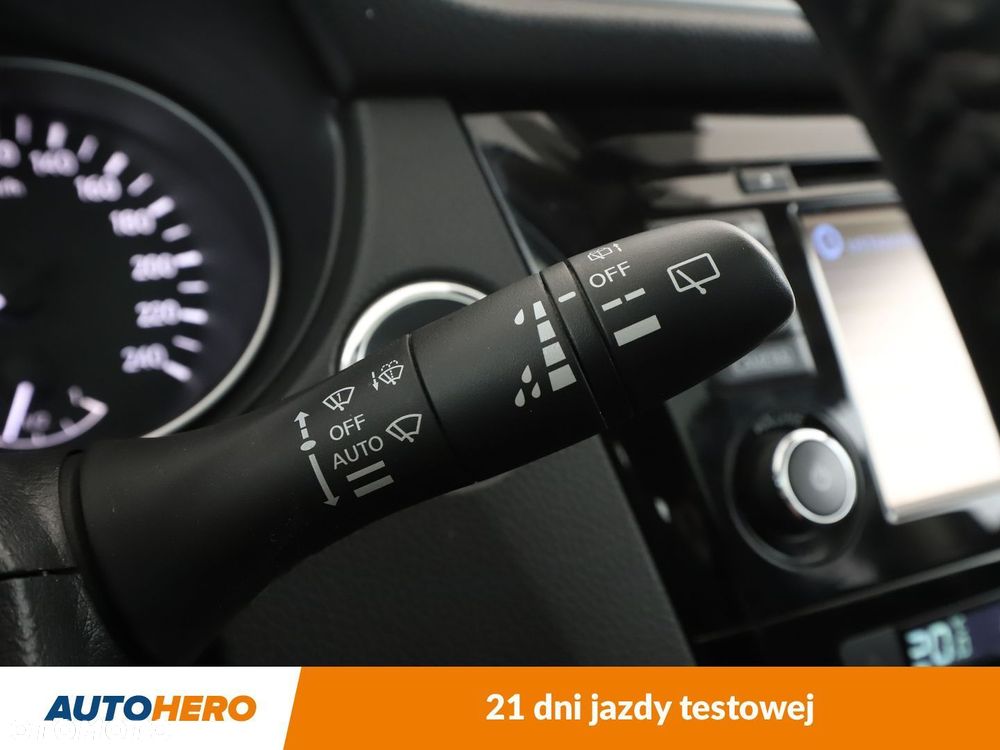 Nissan Qashqai 1.2 DIG-T N-Connecta - 27
