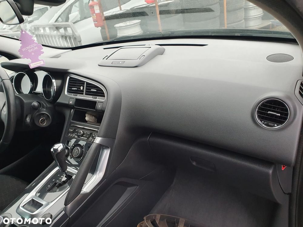 PEUGEOT 3008 I LIFT KONSOLA - 3